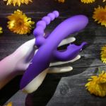 Image de Lick Me Triple Stim Vibe - Silicone Purple